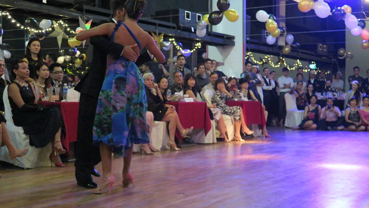 SEBASTIAN ACHAVAL & ROXANA SUAREZ 2/3 at 2016 Singapore International Tango Festival