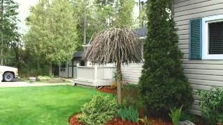 preview picture of video 'WATERFRONT COTTAGE IN THE HEART OF BOBCAYGEON!'