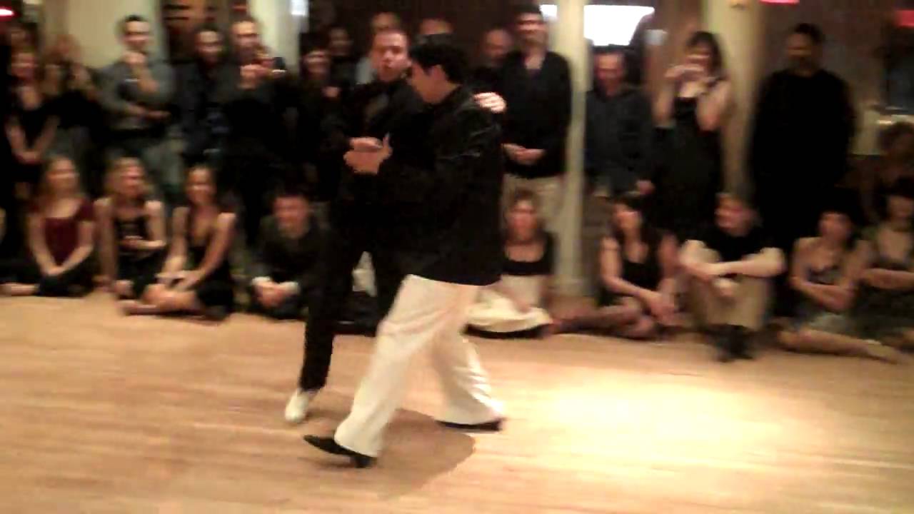 Milonga "Se Dice De Mi" by Vladimir Estrin and Meng Wang