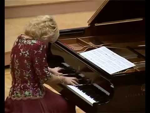 Beethoven Moonlight Sonata / Ayışığı Sonatı  (Mov.1) - Gülsin Onay