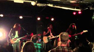 Badflower "Animal"/"I Want You (She's So Heavy)" live at the Satellite