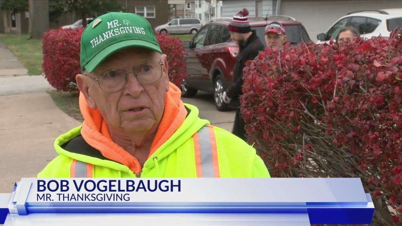 11 22 2024 Mr. Thanksgiving gets a donation from Seton Catholic School, Moline