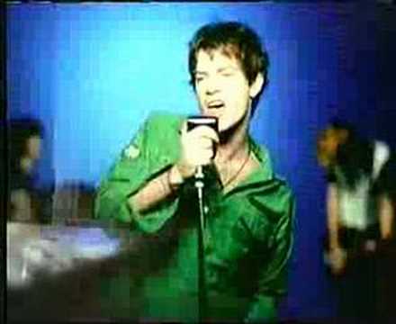 The Dandy Warhols - Every Day Should Be A Holiday