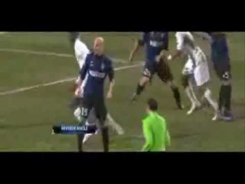 But Adil Rami 55 mètres INCROYABLES !!!! FC Valence 28/11/12