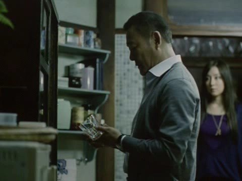 緊張する加瀬亮か、微笑む國村隼か / サントリーオールド「娘の相手」