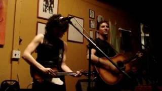 Carrie Rodriguez - She Ain't Me