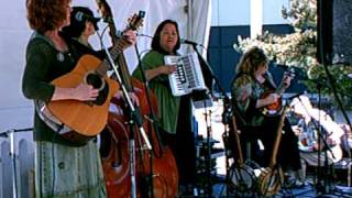 Misty Mamas at FolkLife in Seattle