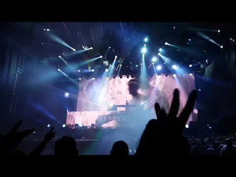 Alesso Live - Dawn // Stay ( Axwell & Ingrosso vs Zedd) 2018