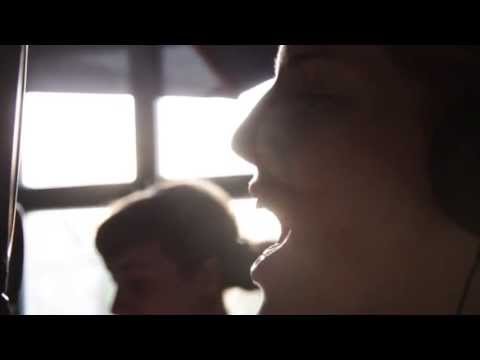 BERLINER MOMENT: TRALALKA   Opaopa HD