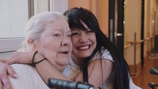 Pflegehelferin Manolya Asunkoca