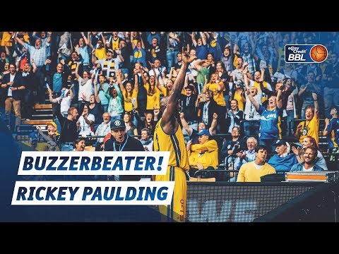 BUZZERBEATER! Rickey Paulding saves the day.