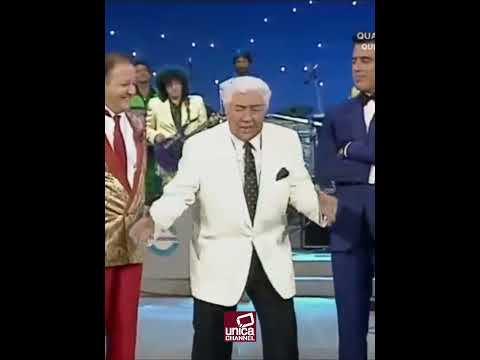 C'è un pirata balbuziente che assume una ciurma di balbuzienti