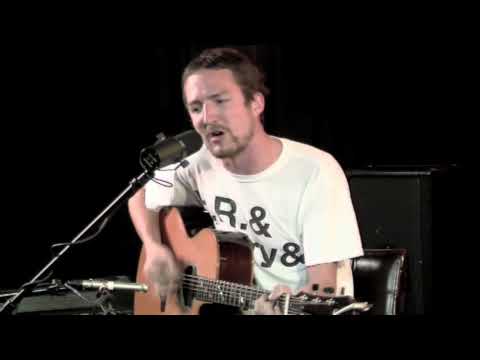 Frank Turner - The Road ( Acoustic Music Video )