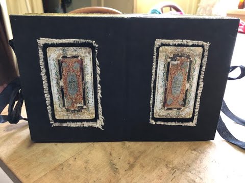 First journal of 2023 thanks to Yana’s Crafting 6 fold journal