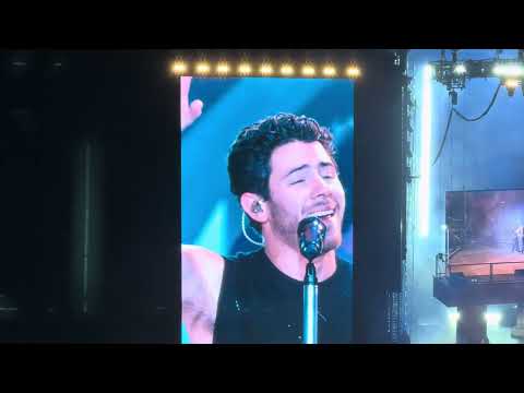 When You Look Me In The Eyes (with Jonas Fam)[Jonas Brothers - Jonas20 Tour MetLife New Jersey 2025]