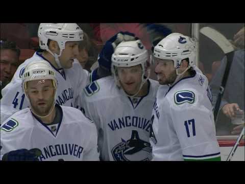 Canucks At Ducks - Michael Grabner 1-1 Goal - 04.02.10 - HD