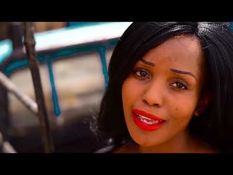 Fynah Bee -  Okong'ita