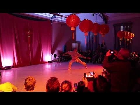 Shaolin monnik Fan Shaojie (wapenvorm 2)