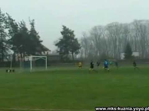 MKS Kuźnia Raciborska - LKS Czernica 2:0 - skrót meczu