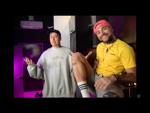 Video thumbnail for Люби меня (Love Me)