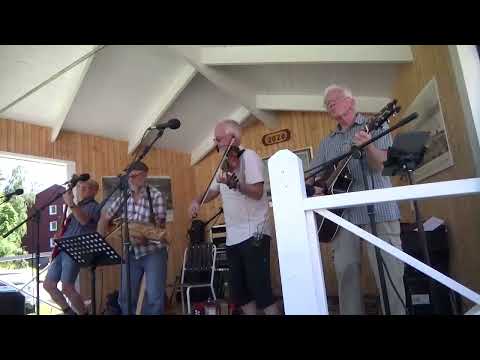 Fyra Nyanser av Grått 20250717 Guinness Waltz (Ödbergska)