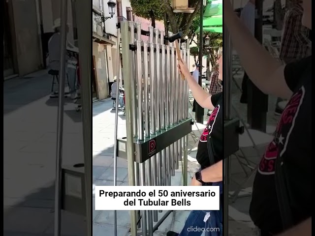 Vídeo relacionado con Tubular bells 50th anniversary celebration [Vinilo]