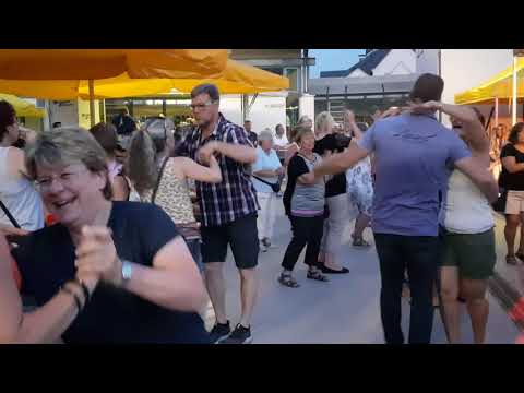 Sossenheimer Musiksommer 2018 mit "Too Young To Rust"