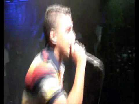 FESTA DA PAZ 2009 MOOCA BAIXA  - MC LELLO (NA MOOCA É ASSIM )