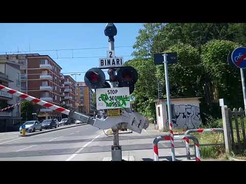 Passaggio a livello di via Canale Molinetto// Ravenna / Italian level crossing