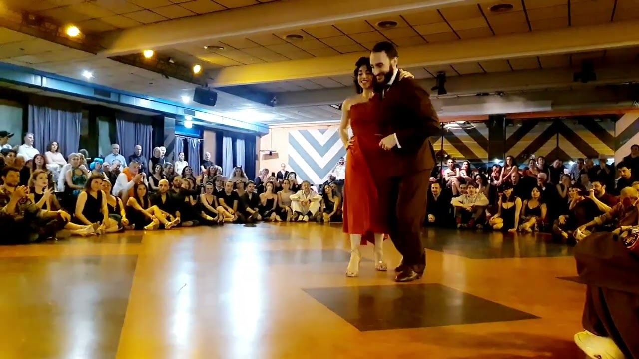 Gianpiero Galdi y Lorena Tarantino - Bien porteño