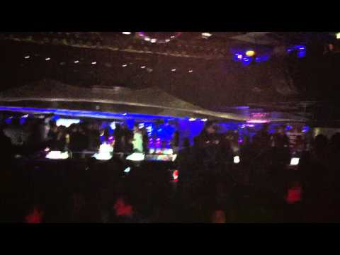 David Lasry queen.  Bootleg by Benjamin Grey's