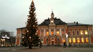 preview picture of video 'Kuopio city center Christmas tree'