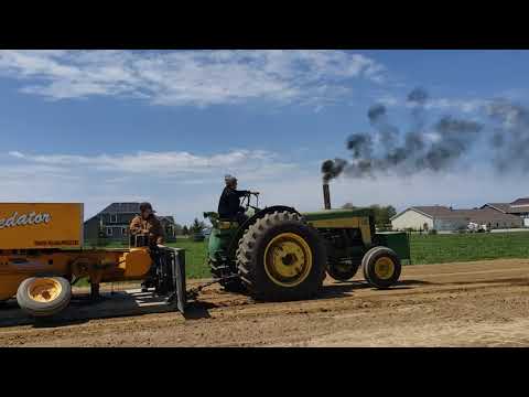 john deere 830 turbo pulling