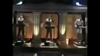 DEVO - Jerkin back n forth(remastered)