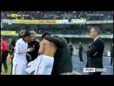 Belo gol do Pato contra do Chievo, drivlando dois marcadores e chutando para o gol