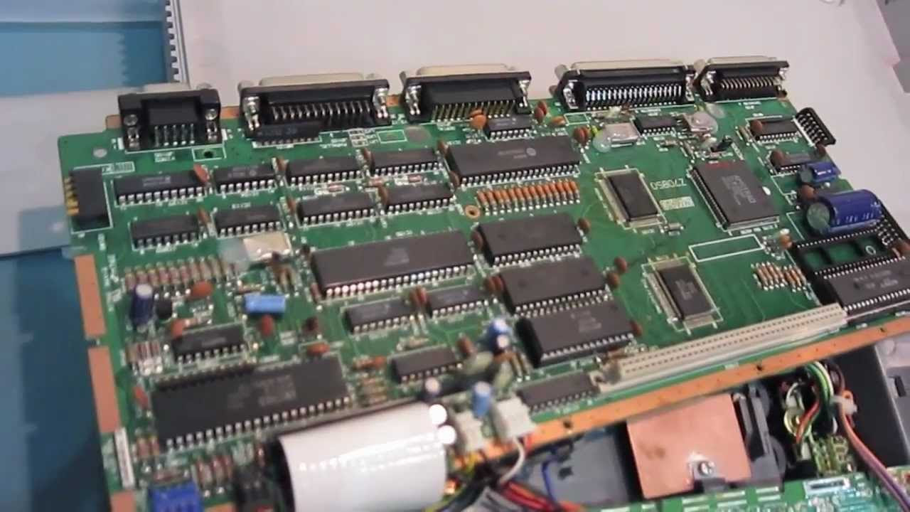 Amstrad PPC640 Internal View - Relative of the PPC512