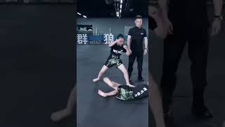 Download lagu girl vs boy fight mp3