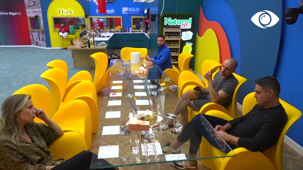 Jam i përmbushur emocionalisht/ Kristi bisedon me Oltën