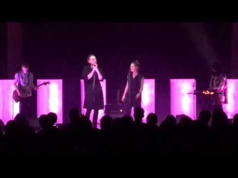 Moto Boy (feat. Nina Persson) - Dead for seconds