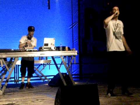 Cane Secco & Gemitaiz - So Cold Feat Ensi @ Leoncavallo