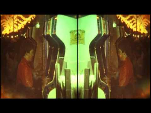 LIEBE - In der Spielhalle