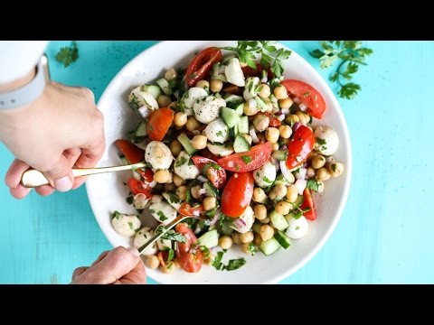 Easy Marinated Chickpea Salad