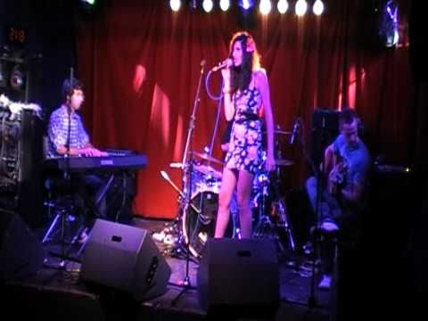 Katerina Georgiou - Brighter Shade of Grey (Live)