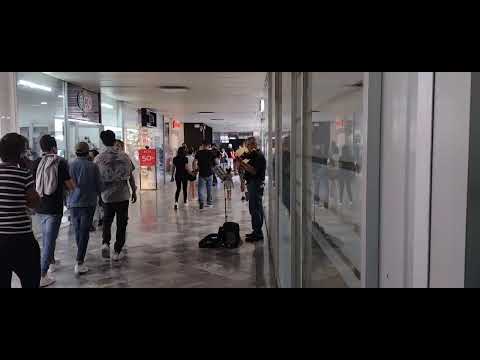 El tango más famoso , La Cumparsita, de: Gerardo Matos , y Pascual Contursi.