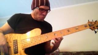 Jason Muscat plays Take the A Train on 6 string bass