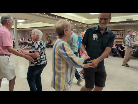 Mike Richard calling at  Singles & Doubles in St. Louis, MO 7/12/25.