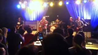 Sister Hazel - Mandolin Moon (live)