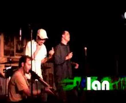 Ian Feature set at the Vowel Movement