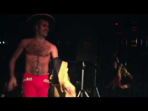 GlitterLaCagña‬ - LAS GLITZ CHICAZ SHOW