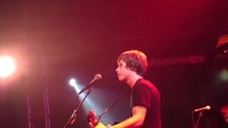 Hold On You - Jake Bugg (Live at the Troubadour 11-5-14) (NEW SONG!)